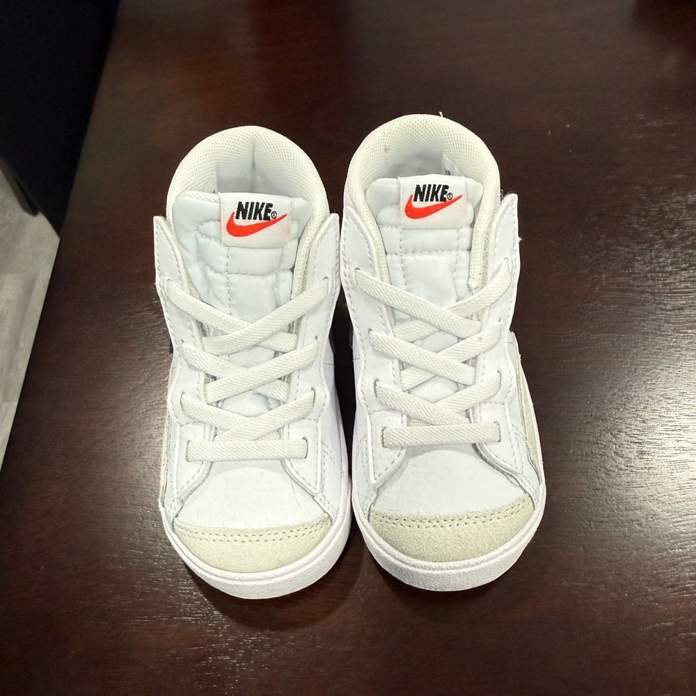 Nike Kids White and Red Sneakers